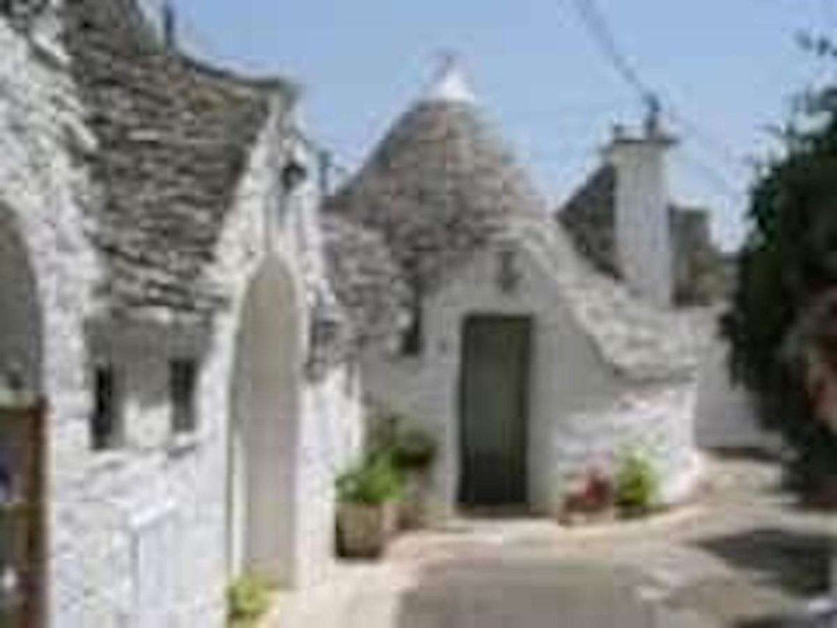 Room In Bb - Stunning Quadruple Room In Ancient Masseria Near The Sea In A Quiet Olive Trees Ostuni Exteriör bild